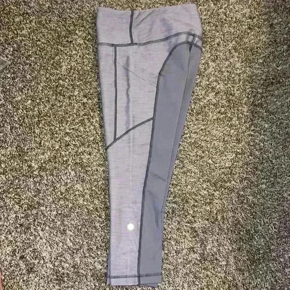 Lululemon Polocrosse Crop *Denim size 4 
Fossil White Slub Denim / Fossil - Picture 10 of 16